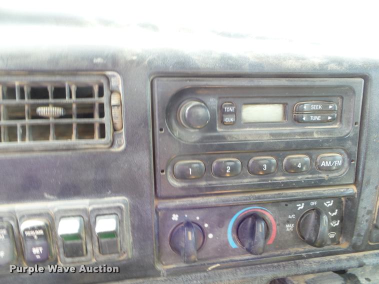 image for item DB3567 2007 Ford F750 Super Duty service truck