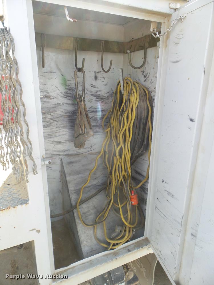 image for item DB3567 2007 Ford F750 Super Duty service truck