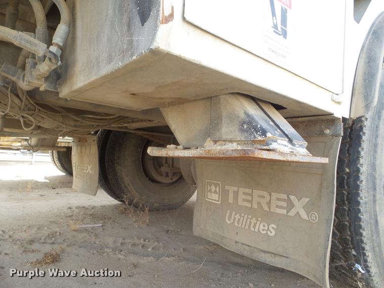 image for item DB3567 2007 Ford F750 Super Duty service truck