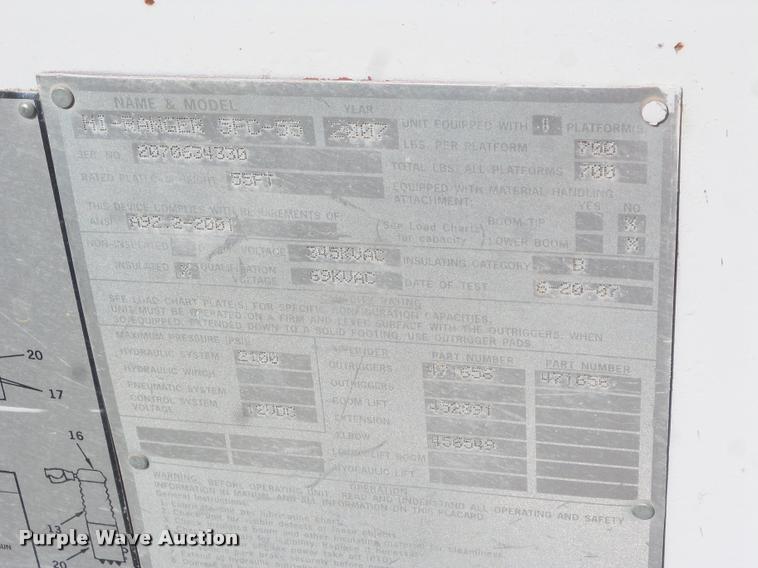 image for item DB3567 2007 Ford F750 Super Duty service truck