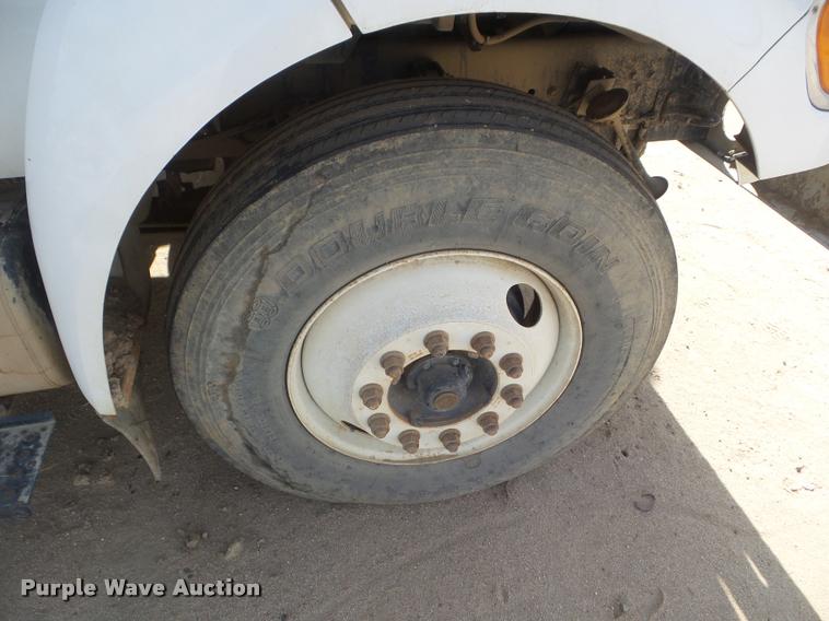 image for item DB3567 2007 Ford F750 Super Duty service truck