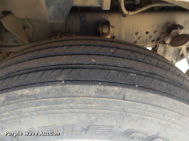 image for item DB3567 2007 Ford F750 Super Duty service truck