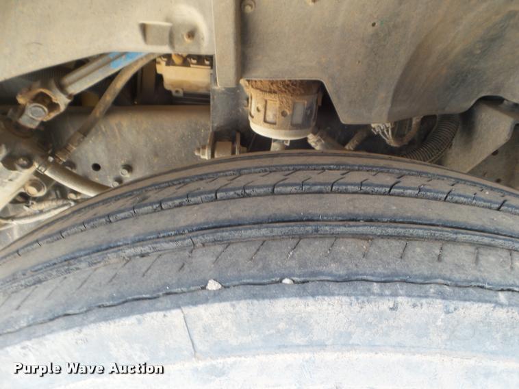 image for item DB3567 2007 Ford F750 Super Duty service truck