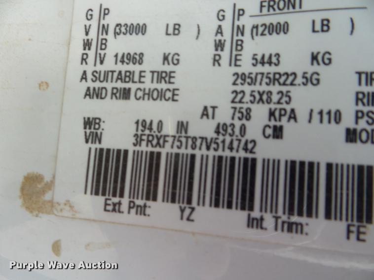 image for item DB3567 2007 Ford F750 Super Duty service truck