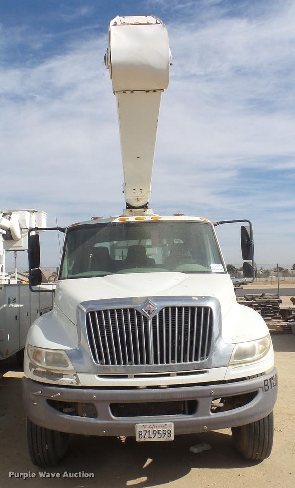 image for item DB3568 2009 International DuraStar 4300 bucket truck