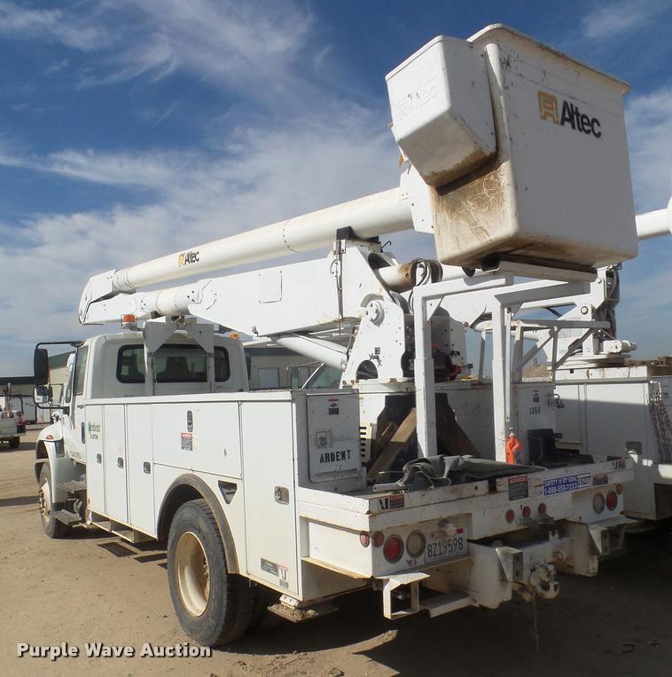 image for item DB3568 2009 International DuraStar 4300 bucket truck