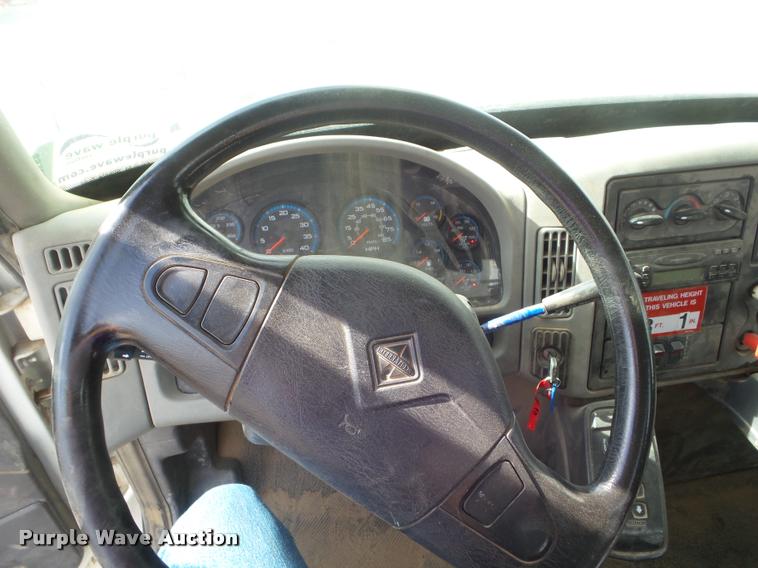 image for item DB3568 2009 International DuraStar 4300 bucket truck