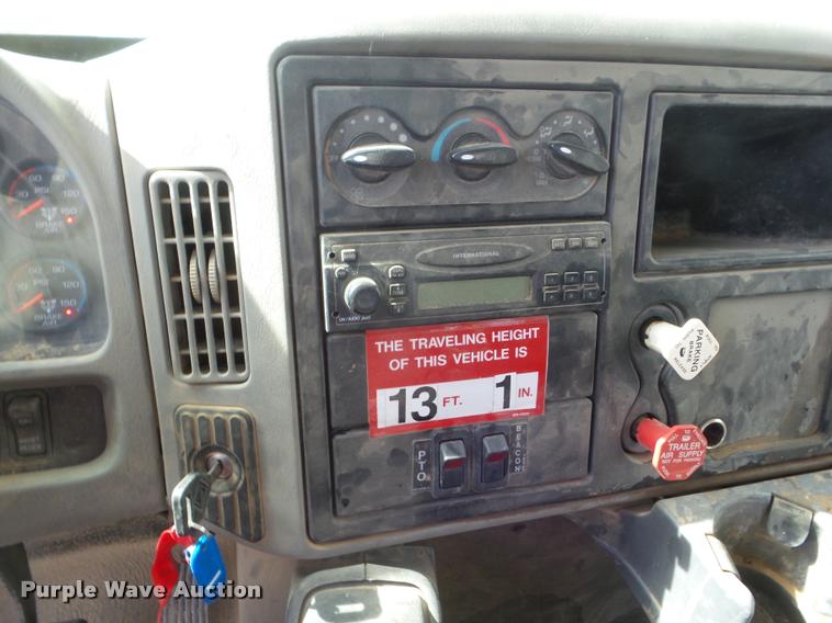 image for item DB3568 2009 International DuraStar 4300 bucket truck