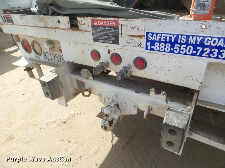 image for item DB3568 2009 International DuraStar 4300 bucket truck