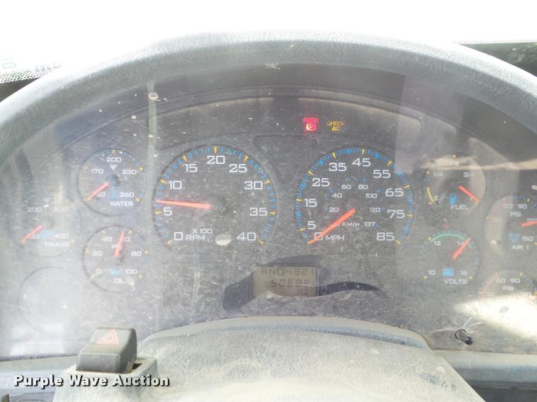 image for item DB3569 2007 International DuraStar 4300 bucket truck