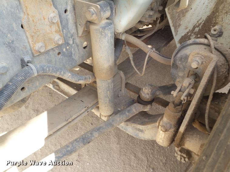 image for item DB3569 2007 International DuraStar 4300 bucket truck