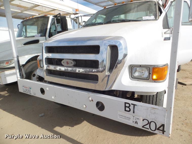 image for item DB3570 2007 Ford F750 Super Duty bucket truck