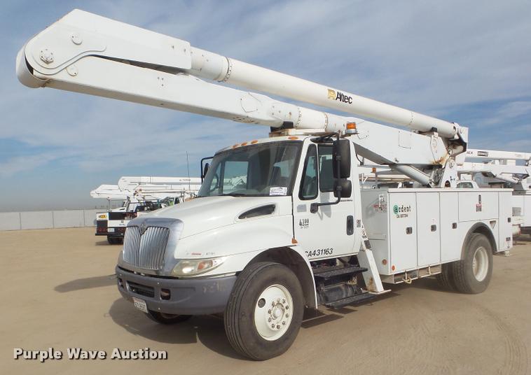 image for item DB3571 2008 International DuraStar 4300 bucket truck
