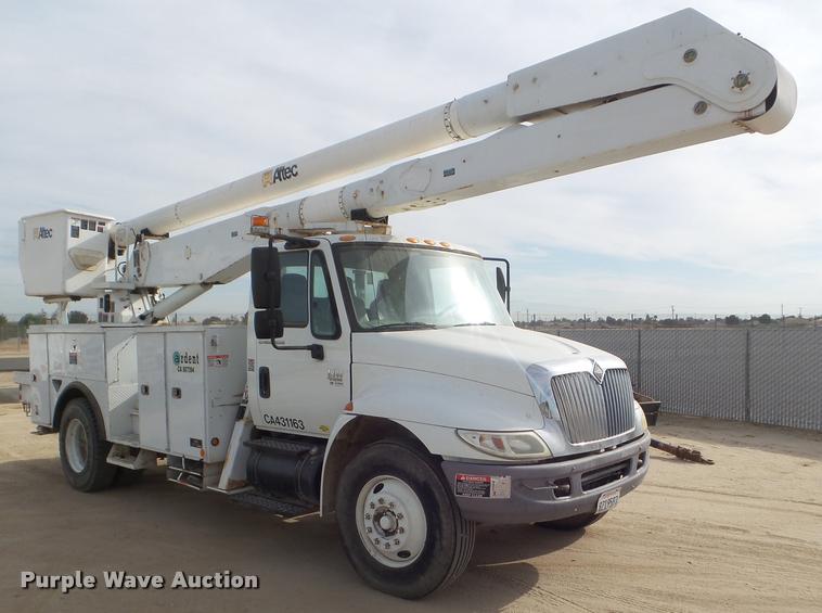 image for item DB3571 2008 International DuraStar 4300 bucket truck