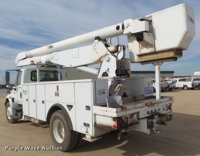 image for item DB3571 2008 International DuraStar 4300 bucket truck