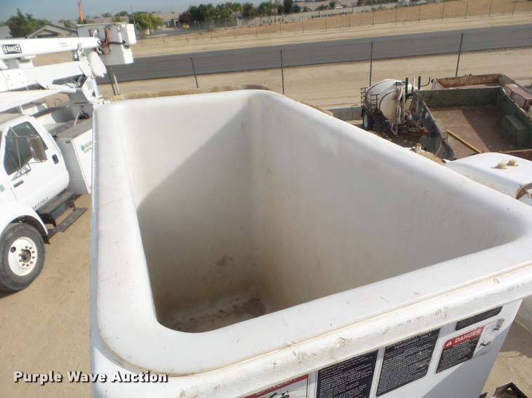 image for item DB3571 2008 International DuraStar 4300 bucket truck