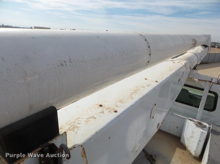 image for item DB3571 2008 International DuraStar 4300 bucket truck