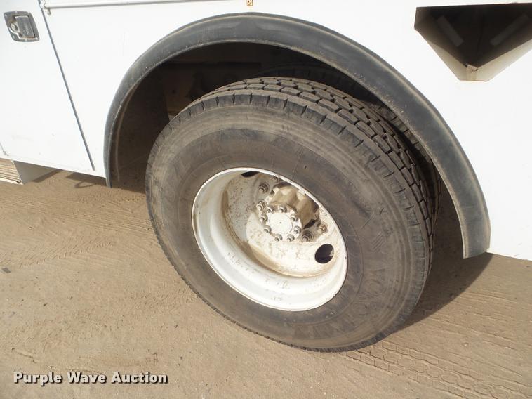 image for item DB3571 2008 International DuraStar 4300 bucket truck