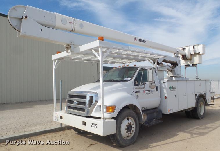 image for item DB3576 2008 Ford F750 Super Duty bucket truck