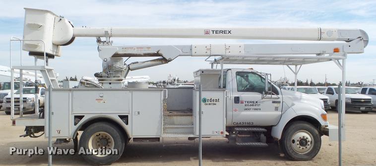 image for item DB3576 2008 Ford F750 Super Duty bucket truck