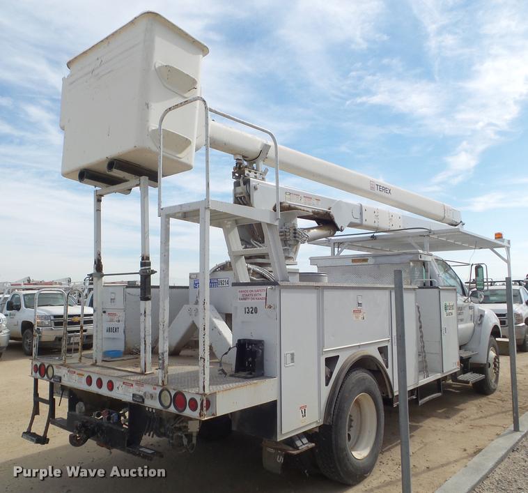image for item DB3576 2008 Ford F750 Super Duty bucket truck