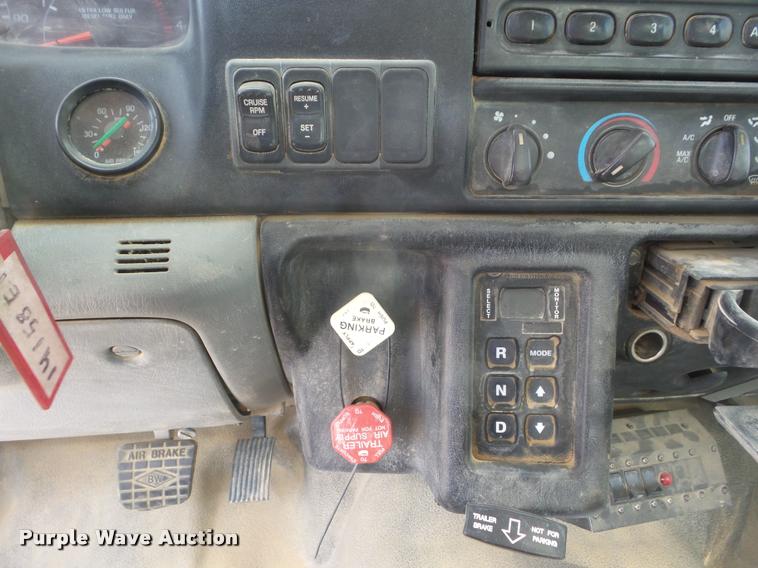 image for item DB3576 2008 Ford F750 Super Duty bucket truck