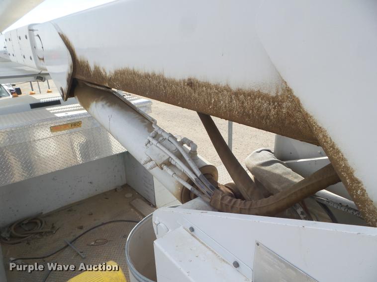 image for item DB3576 2008 Ford F750 Super Duty bucket truck