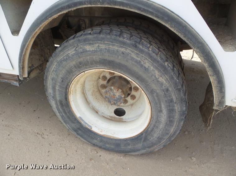 image for item DB3576 2008 Ford F750 Super Duty bucket truck