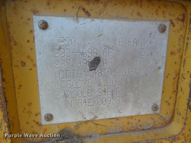 image for item DB3593 2003 Caterpillar 320C excavator