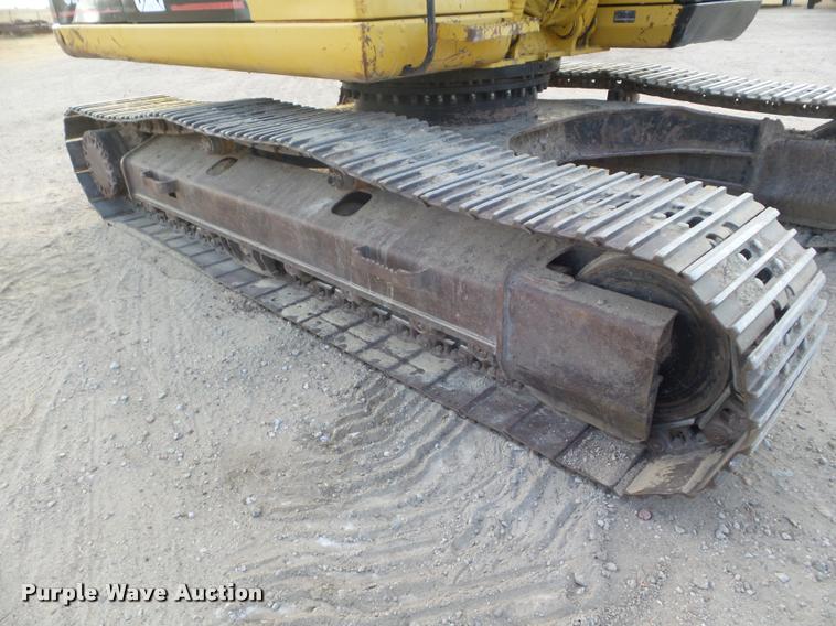 image for item DB3593 2003 Caterpillar 320C excavator