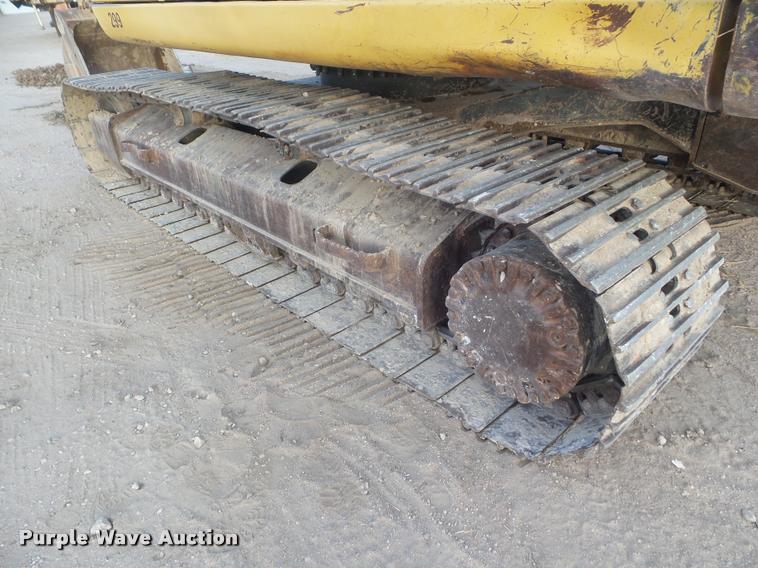 image for item DB3593 2003 Caterpillar 320C excavator