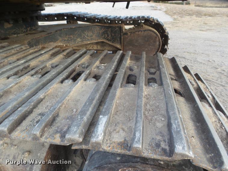 image for item DB3593 2003 Caterpillar 320C excavator