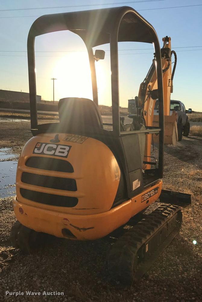 image for item F1521 2015 JCB 8018 CTS compact excavator