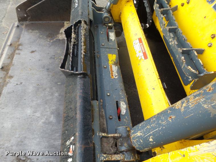 image for item K2453 2013 Gehl R220 skid steer