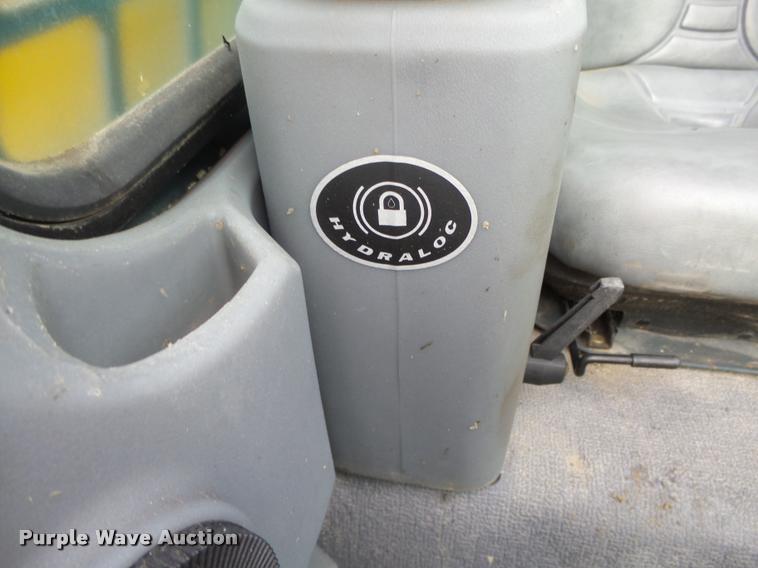 image for item K2453 2013 Gehl R220 skid steer