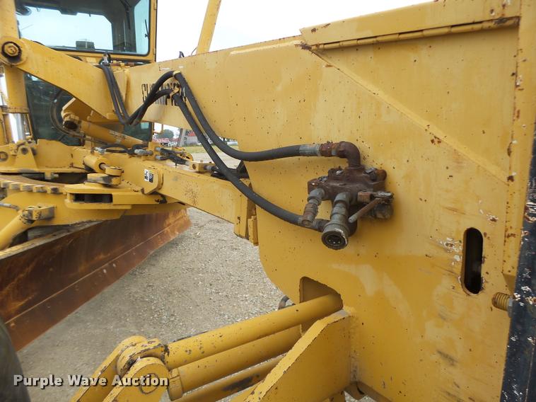 image for item K5595 1995 Champion 720A motor grader