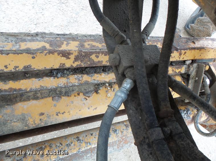 image for item K5595 1995 Champion 720A motor grader