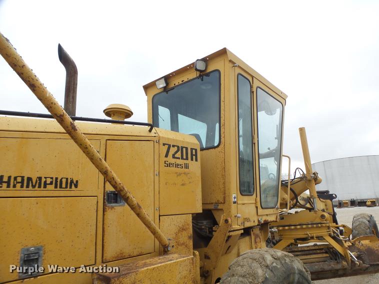 image for item K5595 1995 Champion 720A motor grader