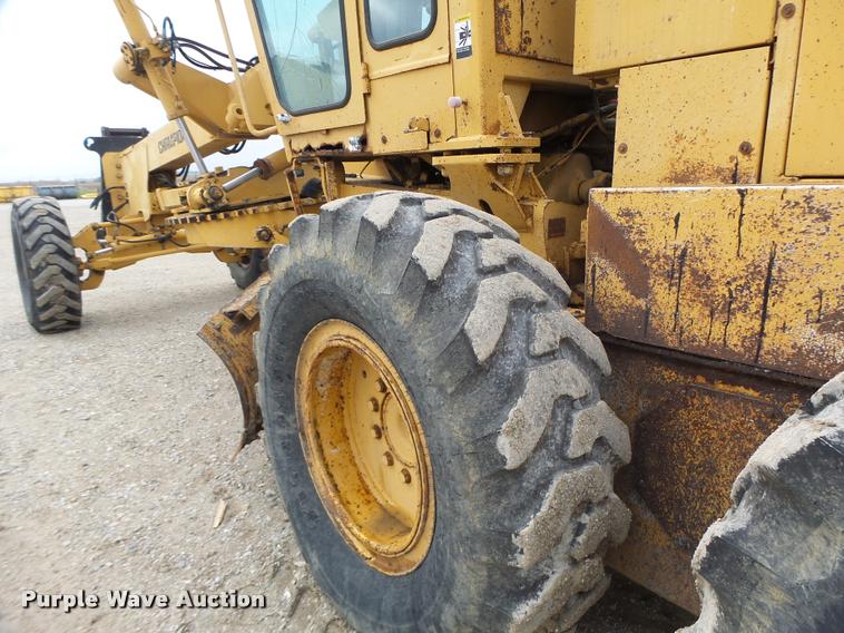 image for item K5595 1995 Champion 720A motor grader