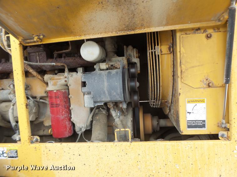 image for item K5595 1995 Champion 720A motor grader