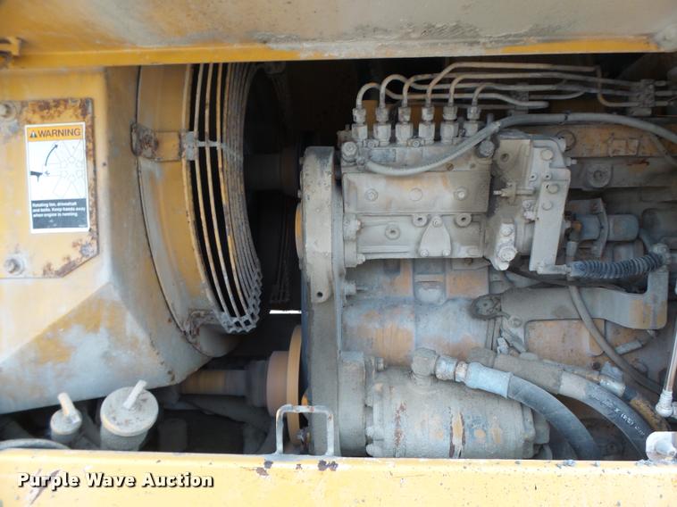 image for item K5595 1995 Champion 720A motor grader