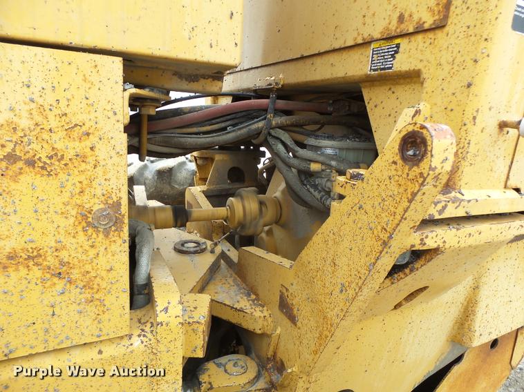 image for item K5595 1995 Champion 720A motor grader