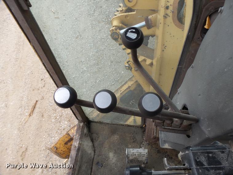 image for item K5595 1995 Champion 720A motor grader