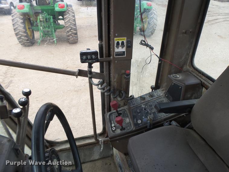 image for item K5595 1995 Champion 720A motor grader