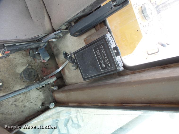 image for item K5595 1995 Champion 720A motor grader