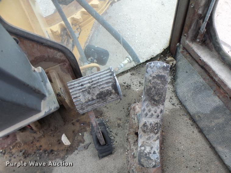 image for item K5595 1995 Champion 720A motor grader