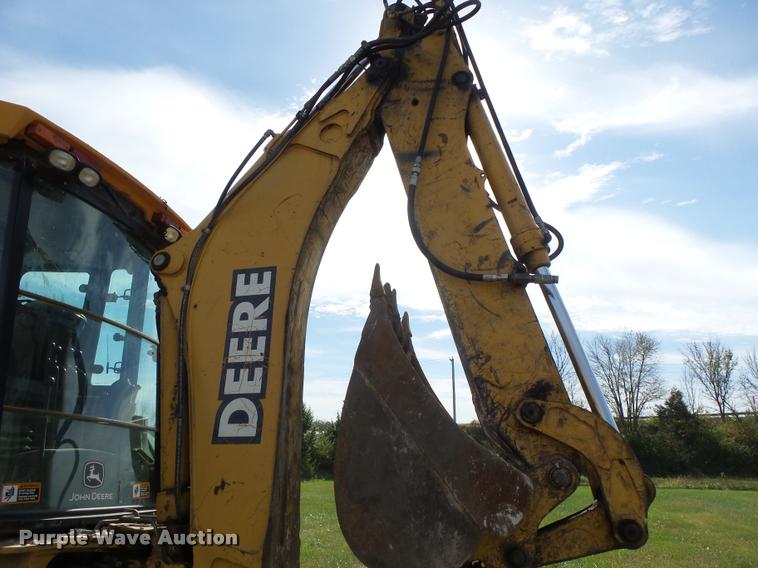 image for item K5603 2003 John Deere 410G backhoe