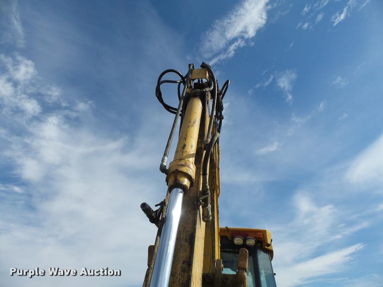 image for item K5603 2003 John Deere 410G backhoe