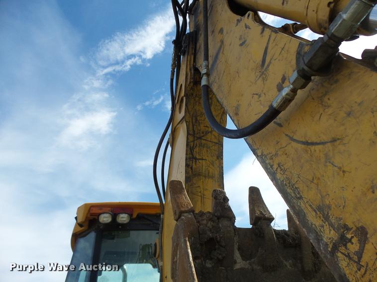 image for item K5603 2003 John Deere 410G backhoe