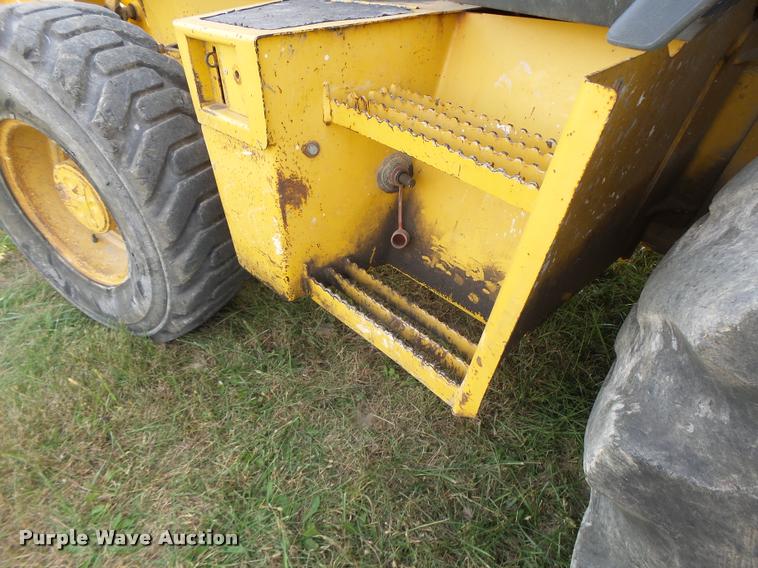 image for item K5603 2003 John Deere 410G backhoe